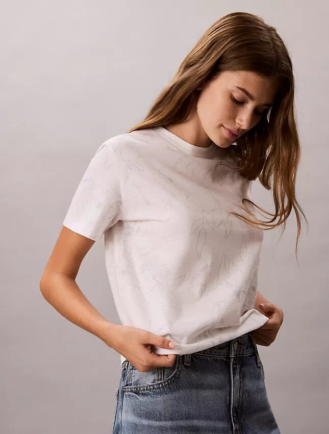 T-shirt classique à imprimé floral T-shirt classique à imprimé floral