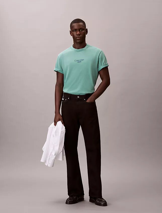 T-shirt classique à logo et effet délavé à l’acide T-shirt classique à logo et effet délavé à l’acide