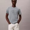 T-shirt classique à monogramme en relief T-shirt classique à monogramme en relief