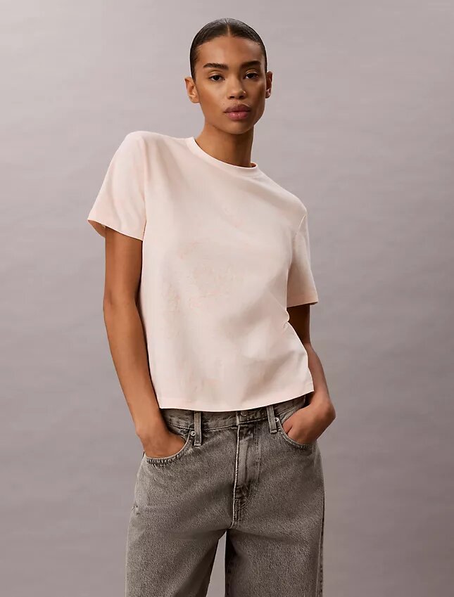 T-shirt classique à motif floral T-shirt classique à motif floral