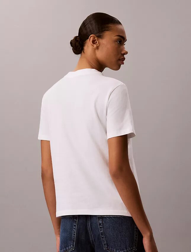 T-shirt classique à motif floral T-shirt classique à motif floral