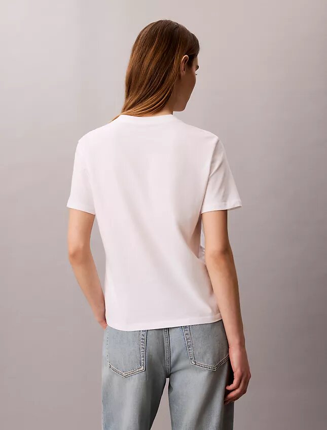 T-shirt classique à motif floral T-shirt classique à motif floral