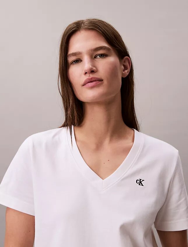 T-shirt à col en V Monogram T-shirt à col en V Monogram