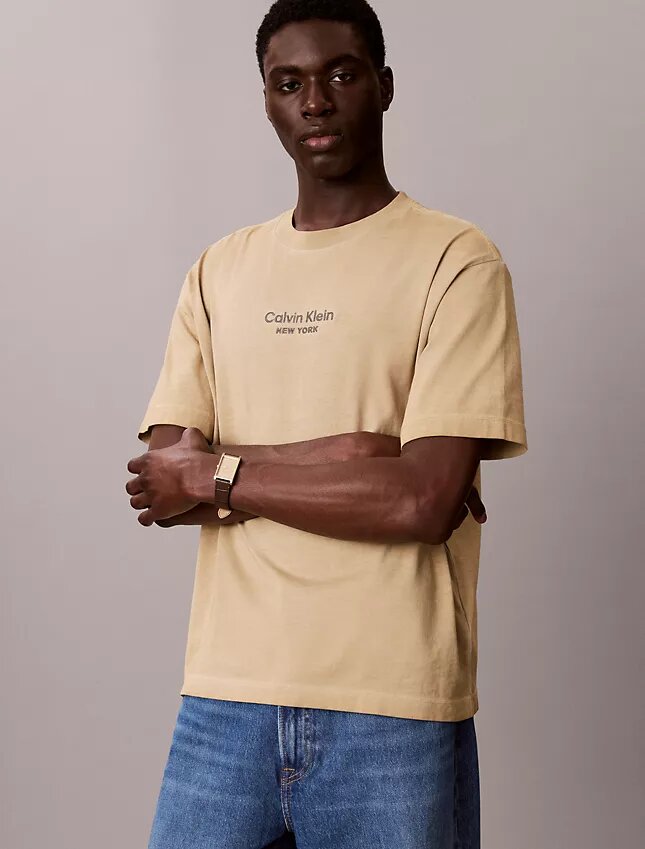 T-shirt à col rond classique avec logo délavé T-shirt à col rond classique avec logo délavé
