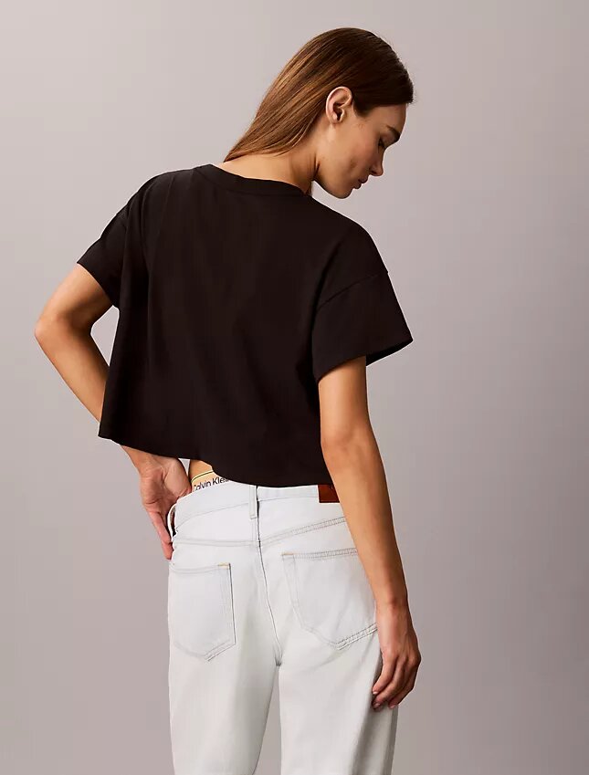 T-shirt court ample en Cotton Stretch « Pride » T-shirt court ample en Cotton Stretch « Pride »