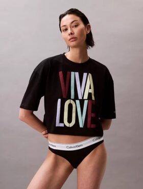 T-shirt court et ample Marc Hundley Pride Viva Love