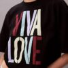 T-shirt court et ample Marc Hundley Pride Viva Love T-shirt court et ample Marc Hundley Pride Viva Love
