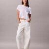 T-shirt court et carré avec logo en lettres cursives T-shirt court et carré avec logo en lettres cursives