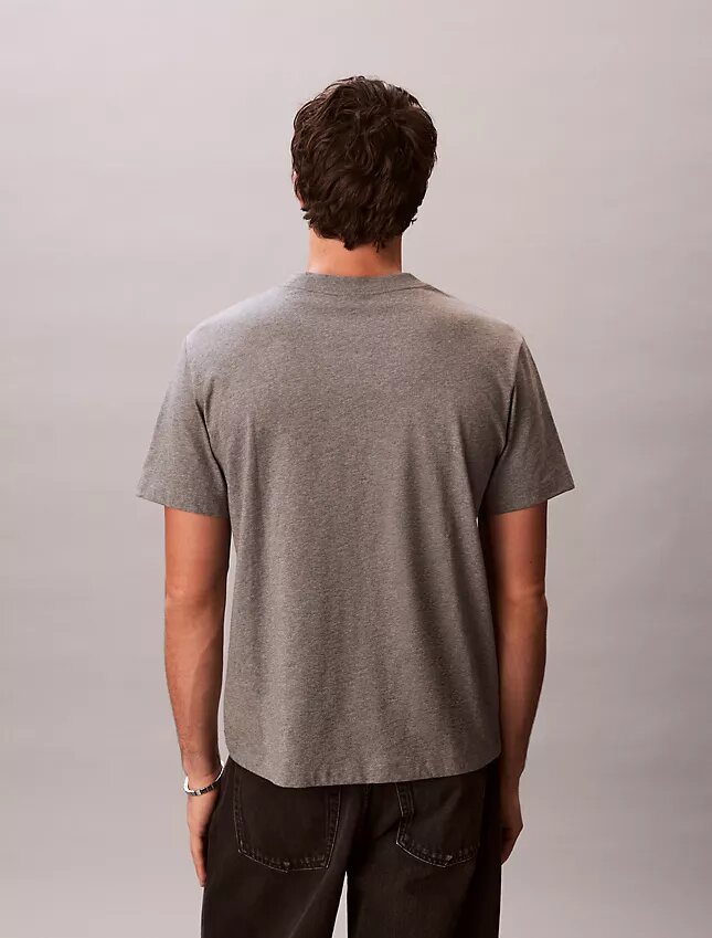 T-shirt décontracté avec Monogram brodé T-shirt décontracté avec Monogram brodé