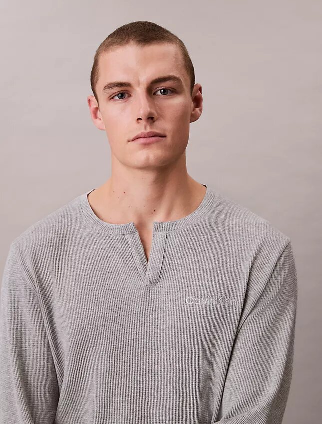 T-shirt de nuit Henley en maille gaufrée T-shirt de nuit Henley en maille gaufrée