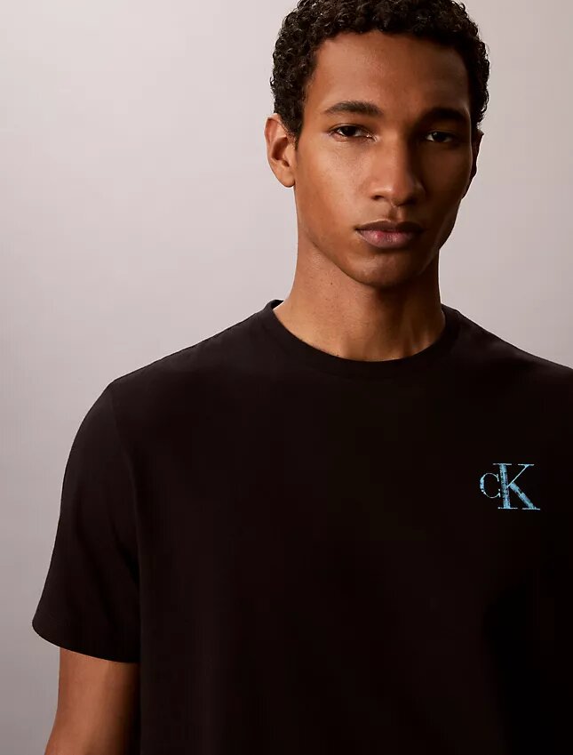 T-shirt graphique Monologo Brushstroke T-shirt graphique Monologo Brushstroke
