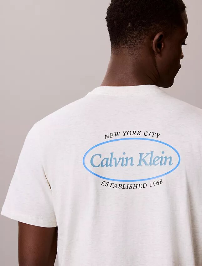 T-shirt à logo graphique Calvin Klein Diner T-shirt à logo graphique Calvin Klein Diner