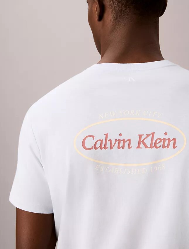 T-shirt à logo graphique Calvin Klein Diner T-shirt à logo graphique Calvin Klein Diner
