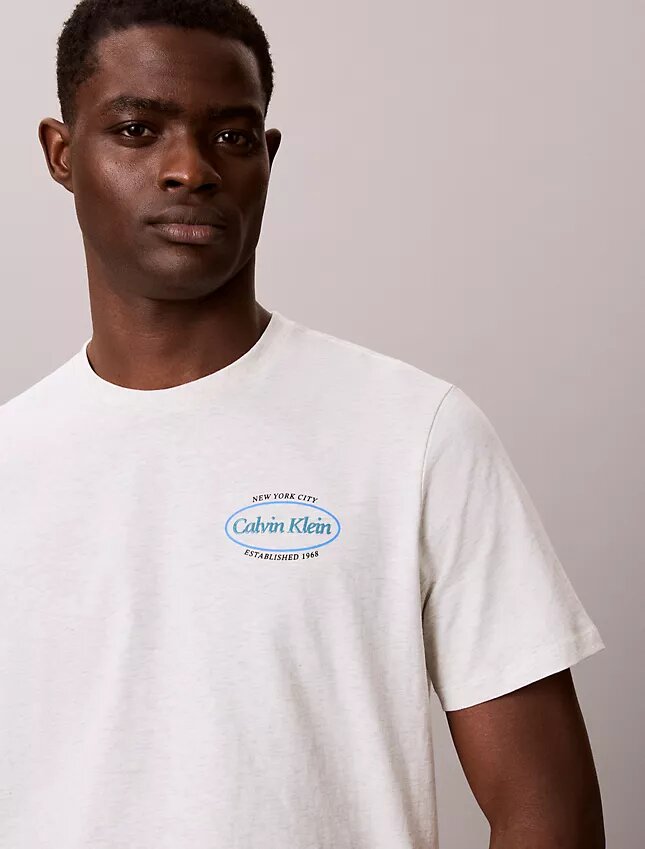 T-shirt à logo graphique Calvin Klein Diner T-shirt à logo graphique Calvin Klein Diner