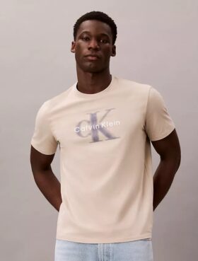 T-shirt Motion Blur Monologo