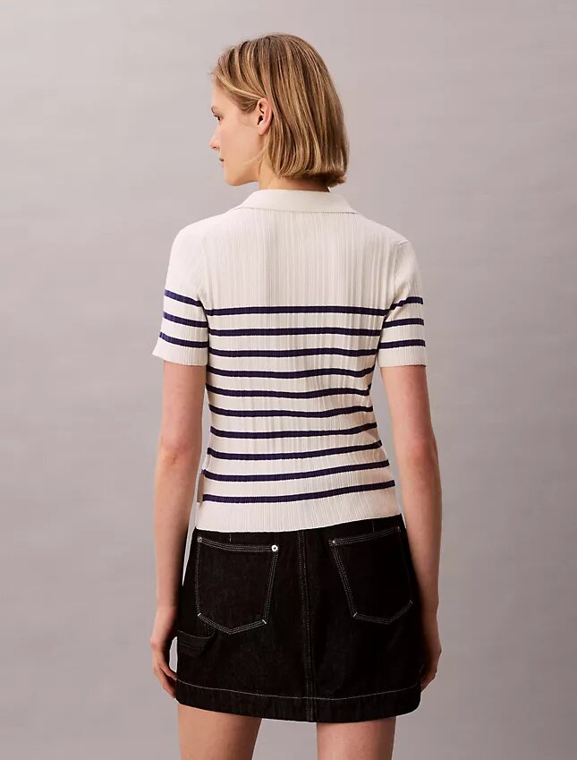 T-shirt polo en coton lisse à côtes T-shirt polo en coton lisse à côtes