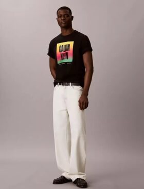 T-shirt simple avec logo Pride