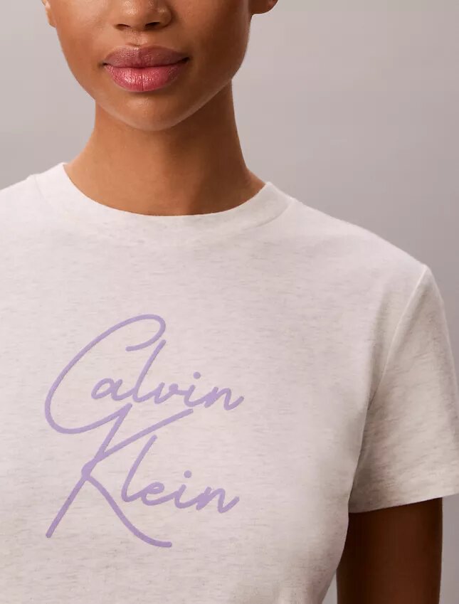 T-shirt slim avec logo en relief T-shirt slim avec logo en relief