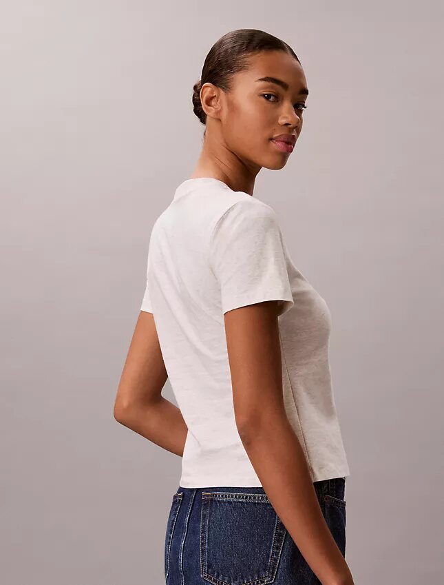 T-shirt slim avec logo en relief T-shirt slim avec logo en relief