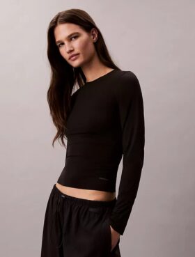 T-shirt slim en nylon stretch