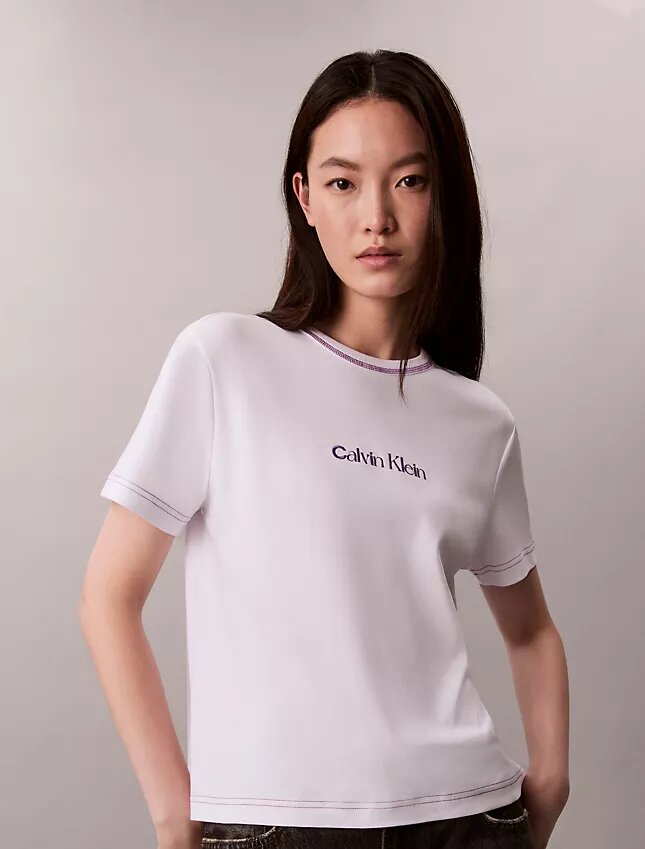T-shirt slim à logo brodé T-shirt slim à logo brodé