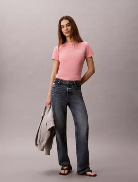 T-shirt slim à logo incurvé
