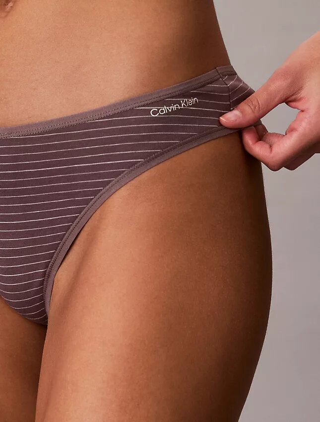 Thong en coton idéal Thong en coton idéal