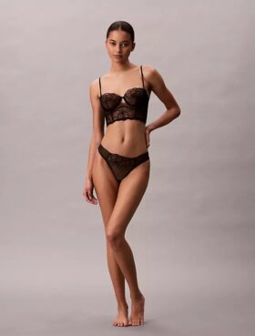 Thong en dentelle florale noire CK Black