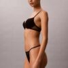 Thong en dentelle géométrique noir CK Black Thong en dentelle géométrique noir CK Black