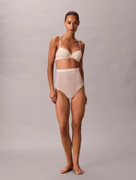 Thong taille haute en maille minimaliste