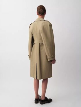 Trench-coat Jones