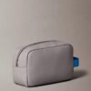 Trousse de toilette Monologo gaufrée Trousse de toilette Monologo gaufrée