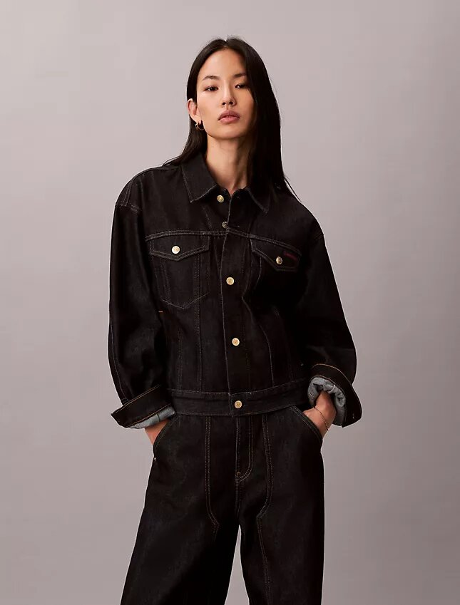 Trucker Jacket en denim pour le Nouvel An lunaire Trucker Jacket en denim pour le Nouvel An lunaire