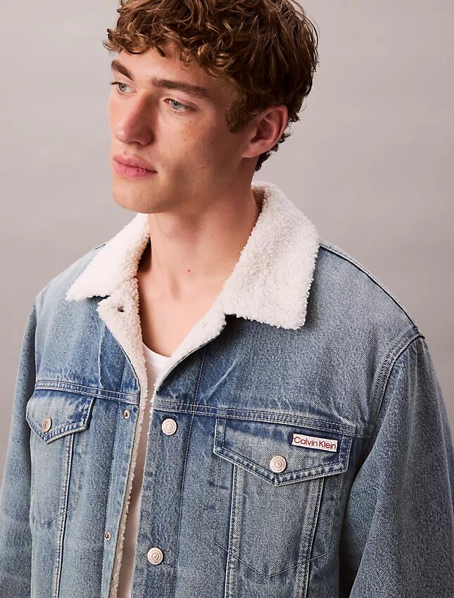 Trucker Jacket en sherpa style années 90 Trucker Jacket en sherpa style années 90
