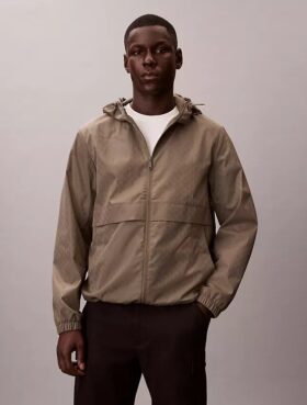 Veste coupe-vent à logo emblématique sur toute la surface