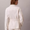 Veste en denim cintrée avec ceinture