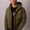 Veste matelassée à capuche Veste matelassée à capuche